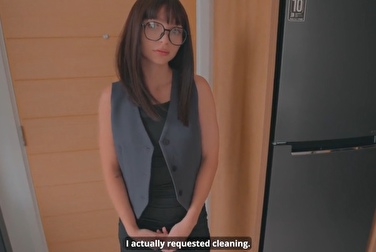 Клиент всегда прав, поэтому трахать даю! А мужу о таком не говорю